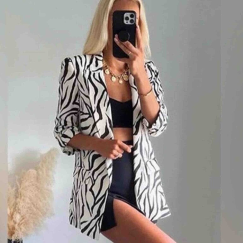 ZARA Zebra oversized Blazer